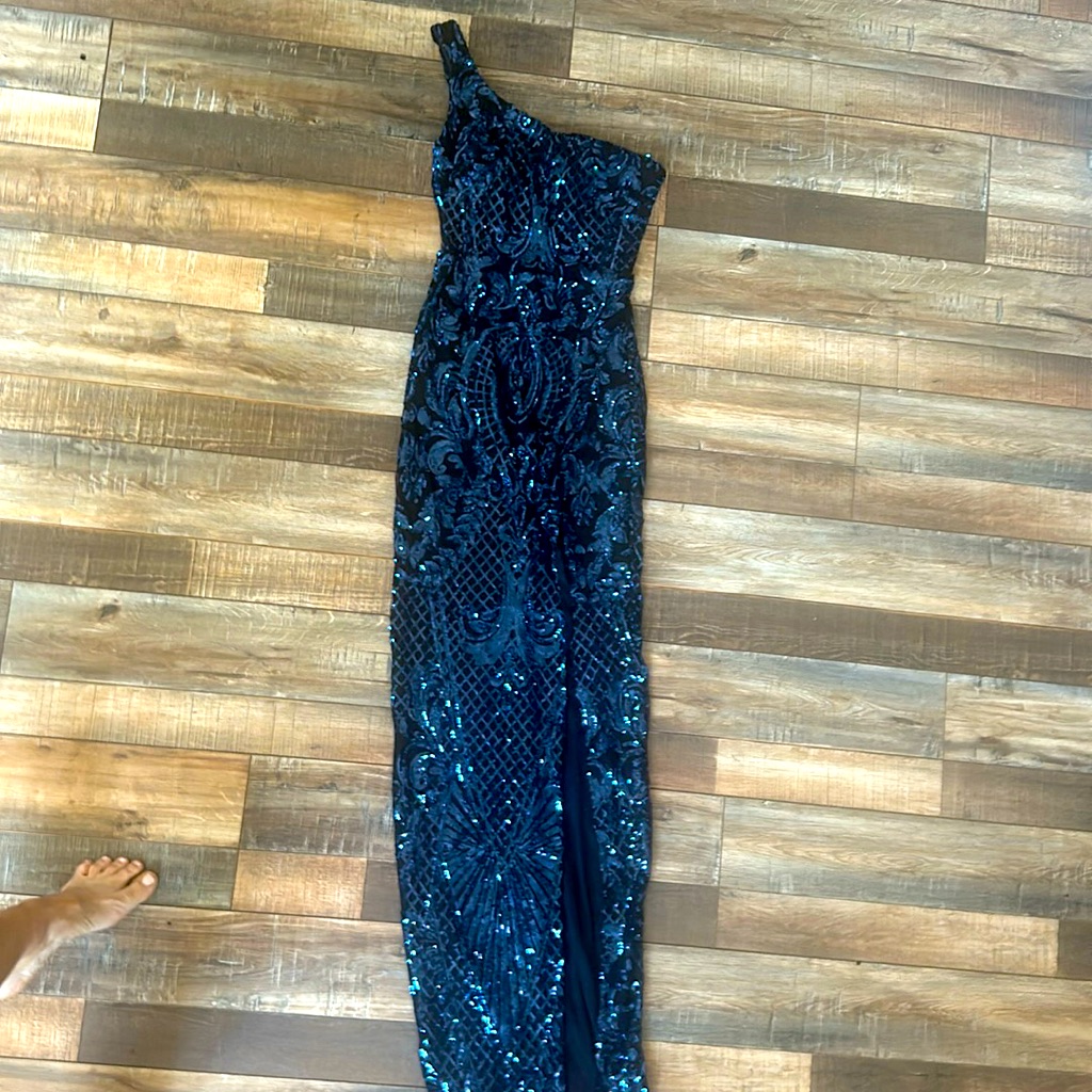 Windsor Teal Sequin One-Shoulder Prom Dress